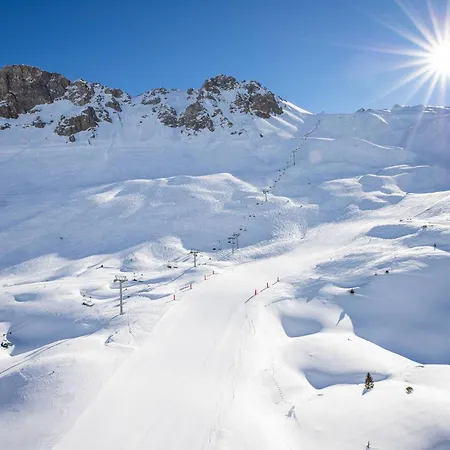 Pour 2 Avec Skis Aux Pieds Et Parking A 1850 - Fr-1-575-175 Apartment Courchevel
